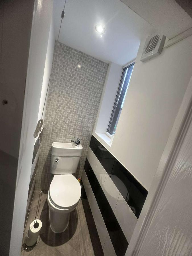 M&B Accommodation リンカーン エクステリア 写真