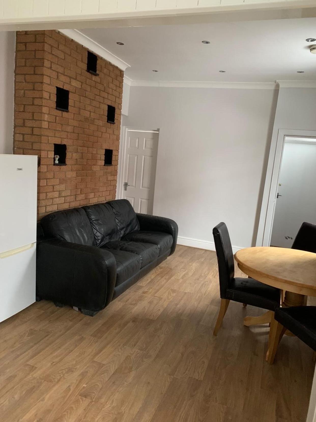 M&B Accommodation リンカーン エクステリア 写真